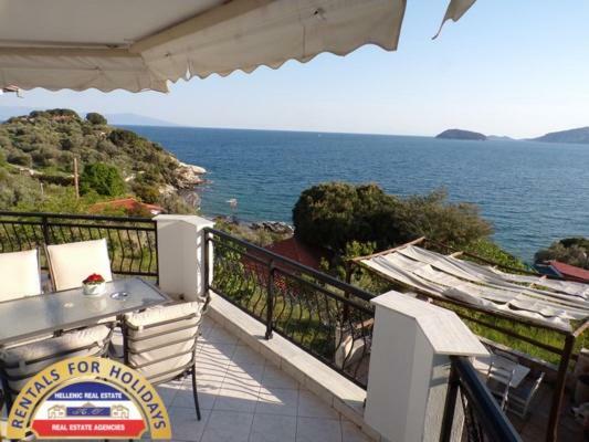 Hellenic Estate Suites Palaiontsiflikion Ngoại thất bức ảnh