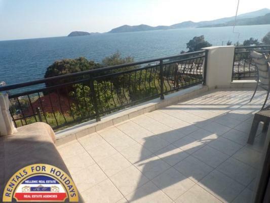 Hellenic Estate Suites Palaiontsiflikion Ngoại thất bức ảnh